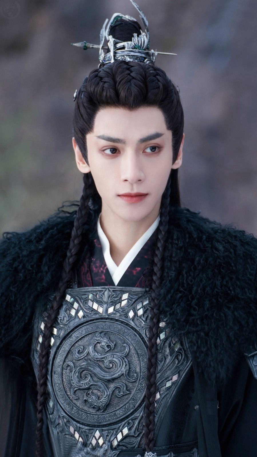 罗云熙《长月烬明》澹台烬高清无水印壁纸